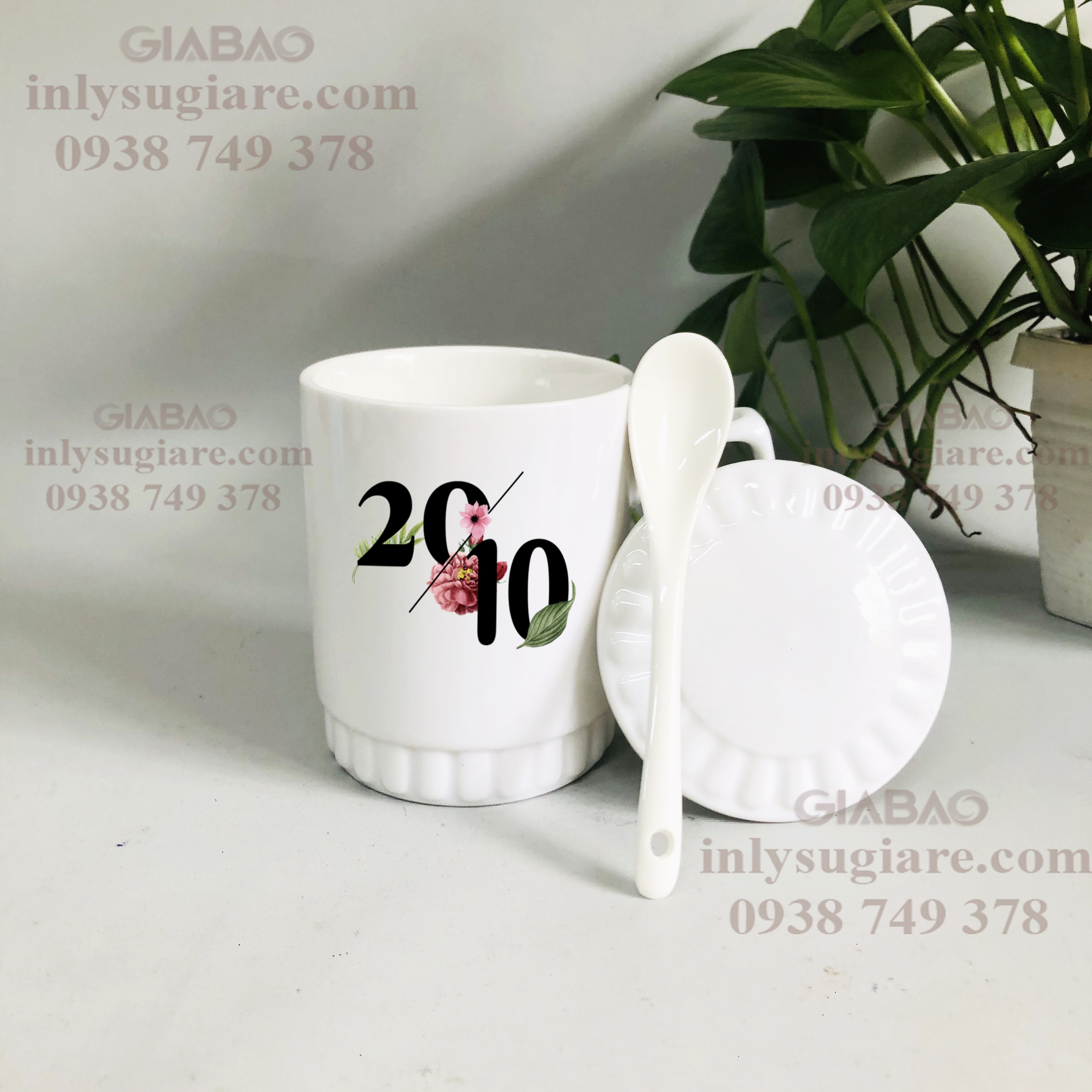 ly sứ muỗng trắng